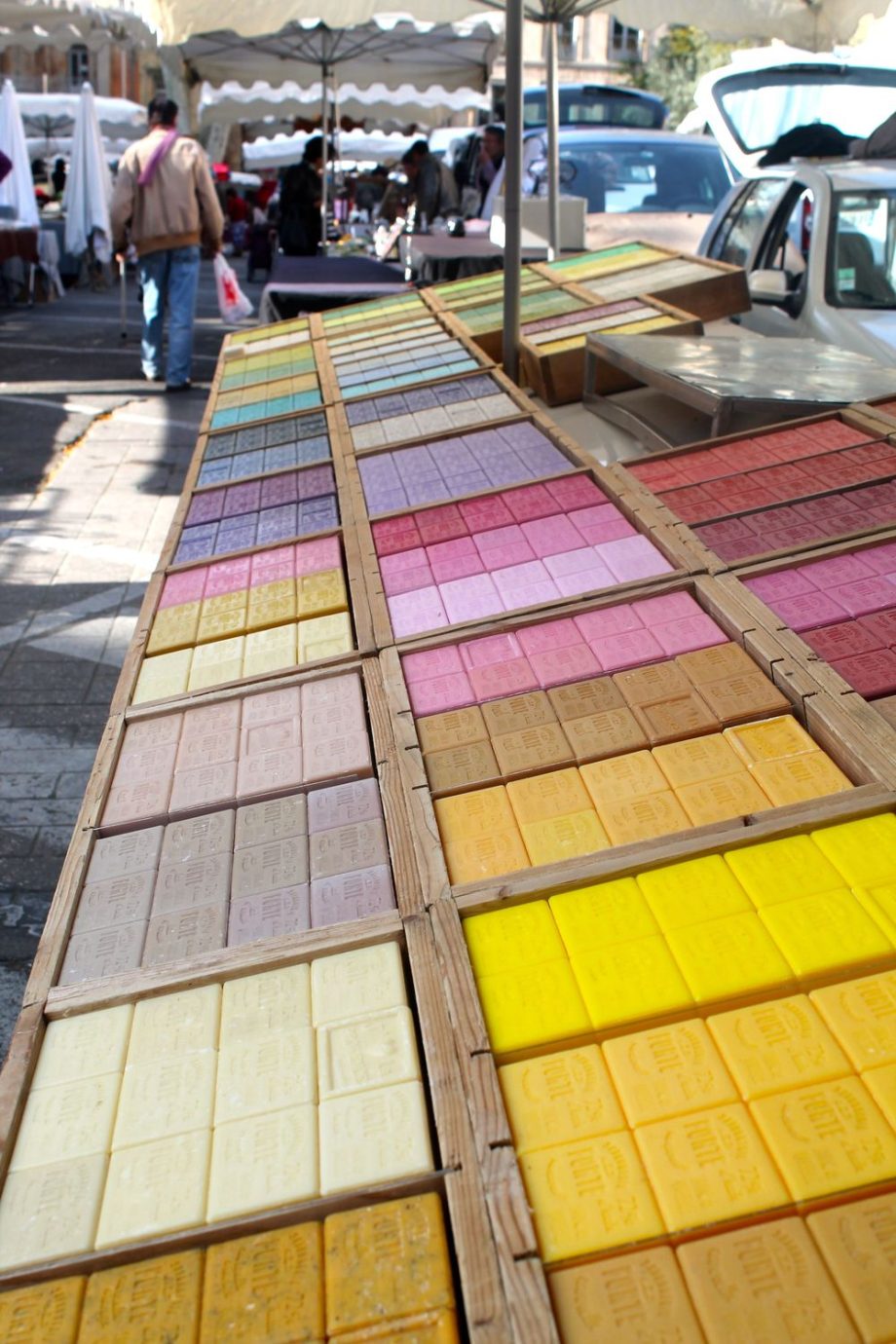 French soap scents market Aix