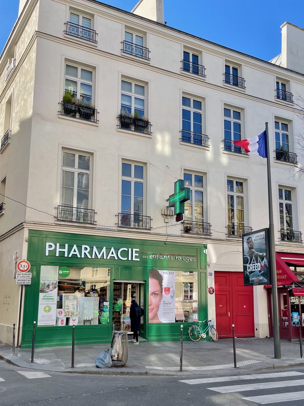 Pharmacies in France IMG_9465