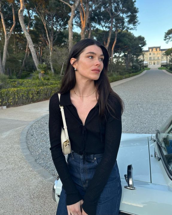 What Does D Colletage Mean In Skincare 2025 How To Care For Your Dycollety And Prevent Neck Wrinkles Anjawk 575x719