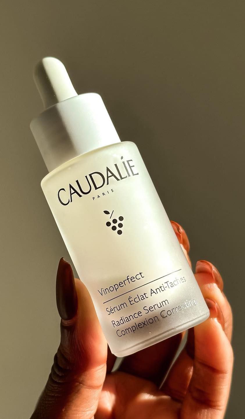 Caudalie Vinoperfect Serum review theoilyskinblog